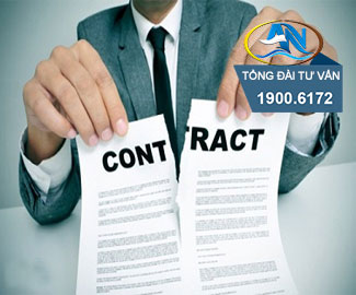 Nghỉ ngang ở công ty có phải bồi thường