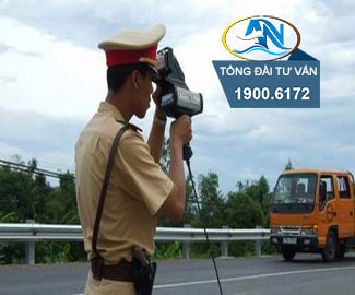 ô tô chạy quá tốc độ trên đường cao tốc