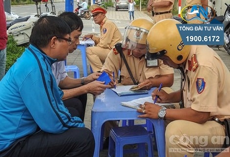 Vượt quá tốc độ