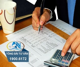 Bố mẹ nuôi tặng cho