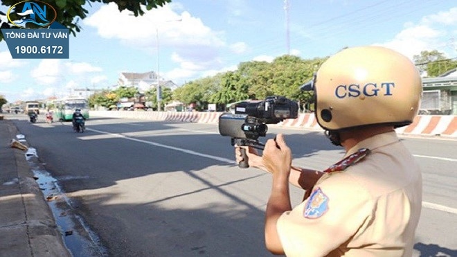 xe máy chạy quá tốc độ 24km/h 